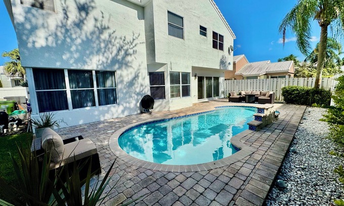 Pembroke Pines House | Hard Rock Hangout-Pool-4 Bdrms-3 Bath for up to 10