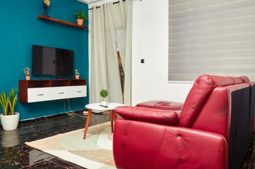 Yaounde Apartment | HardPro Apartment Wi-Fi, Netflix