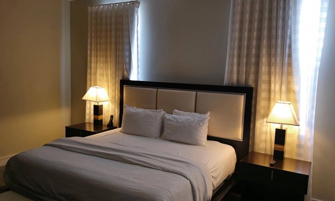 Doral Condo | Hardrock Stadium, Convenient XL Studio, kitchen