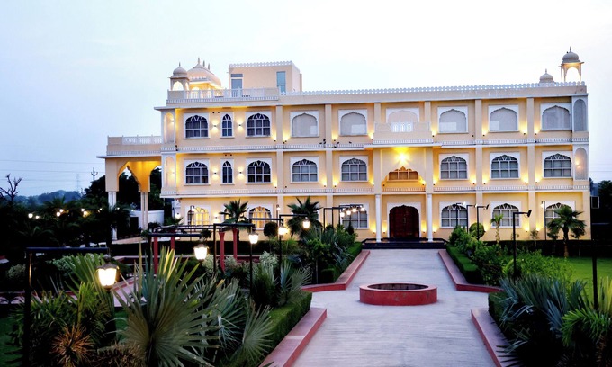 Behror Resort | Hari Mahal Resort