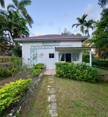 Reading Apartment | Harlequin Cottage