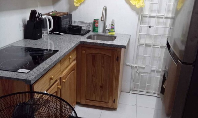 Kingston Bed & Breakfast | Harmony Vybz Apartment