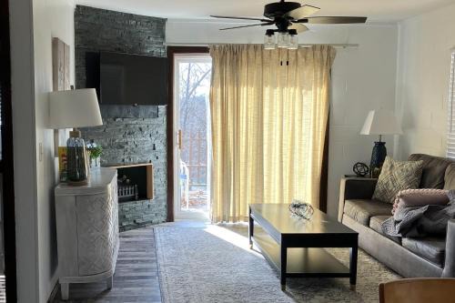 Kimberling City House | Harper Valley 4
