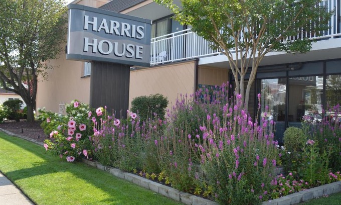 North End Hotel | Harris House by the Beach