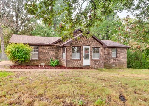 Harrison House | Harrison Getaway with Yard and Parking Near Fishing