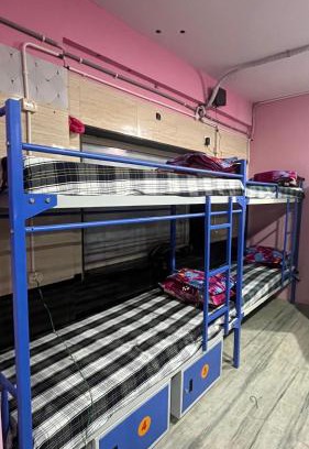 Dwaraka Nagar Hotel | Harsha Sri Dormitory