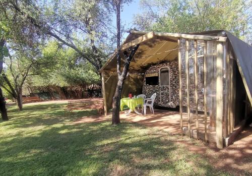 Pretoria Apartment | Hartbeespoort Cara-glamping self-cater units
