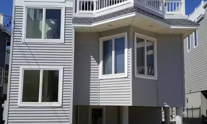 Harvey Cedars House | Harvey Cedars Sleeps 10 2nd From The Beach