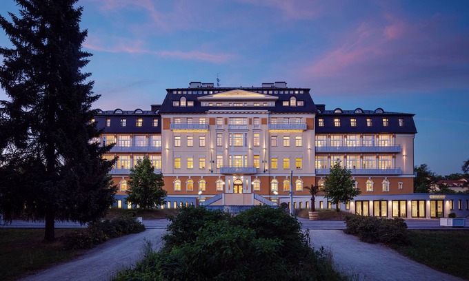Frantiskovy Lazne Hotel | Harvey Spa Hotel