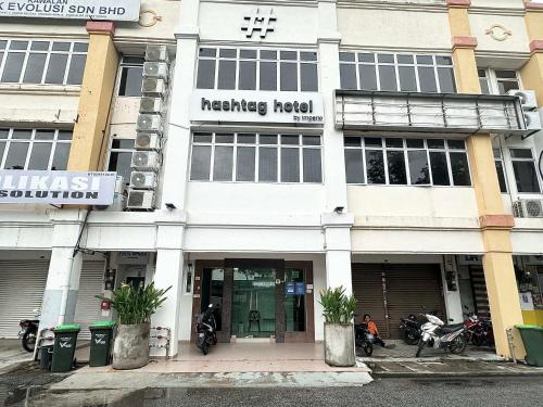 Kampung Tok Sirun Hotel | # Hashtag Hotel - Self Check in
