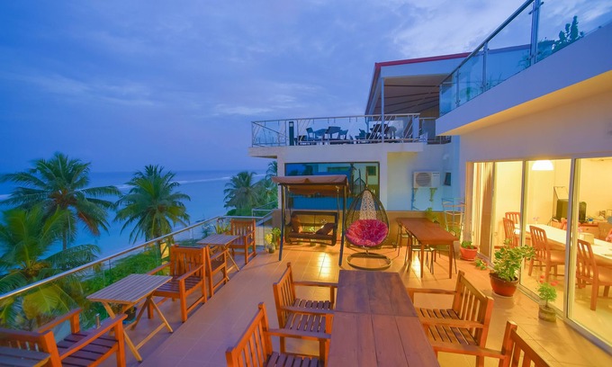 Hulhumale House | Hathaa Beach Maldives