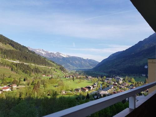 Bad Gastein Apartment | Haus Alpenkönig Top 17