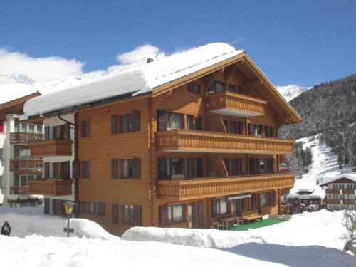 Saas-Fee Apartment | Haus Avalanche