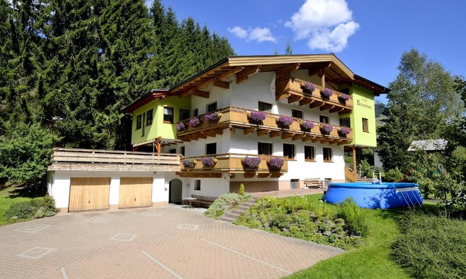 Viehhofen Bed & Breakfast | Haus Brandner