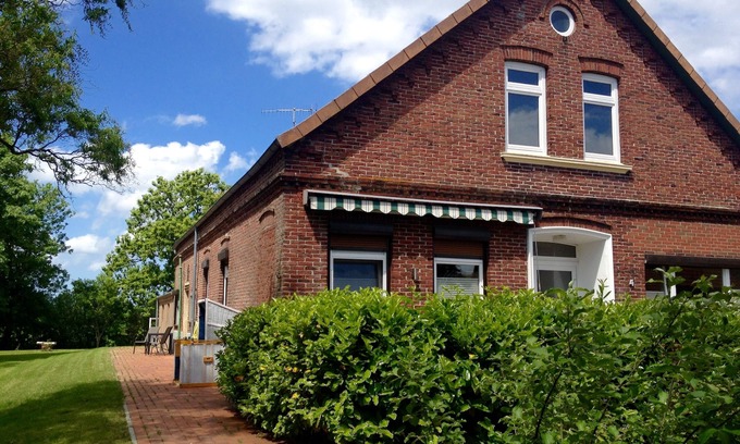 Tossens Condo | Haus im Seewind I, 90sqm - Country house with large garden, near Friesenstrand