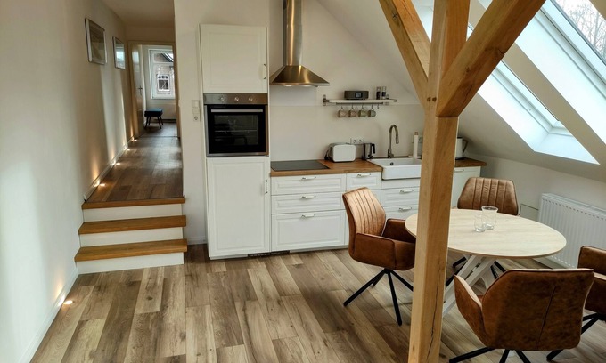 Tossens Condo | Haus im Seewind IV, 70 sqm - country house with large garden, near Friesenstrand