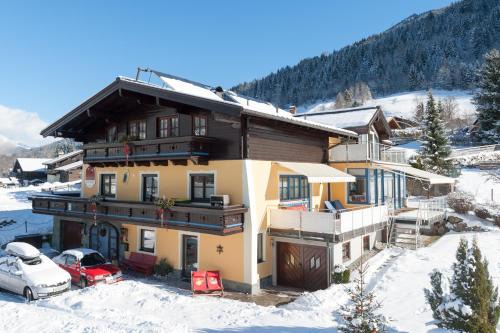 Kaprun Apartment | Haus Katharina, SUMMERCARD INCLUDED