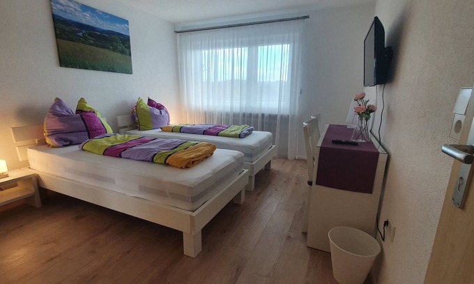 Hohentengen am Hochrhein Apartment | Haus "SCHWEIZBLICK" 120 qm große Ferienwohnung direkt an der Schweizer Grenze