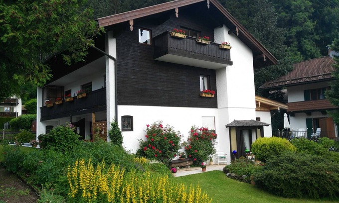 Bad Wiessee Apartment | Haus Steinrötter - Holiday apartment
