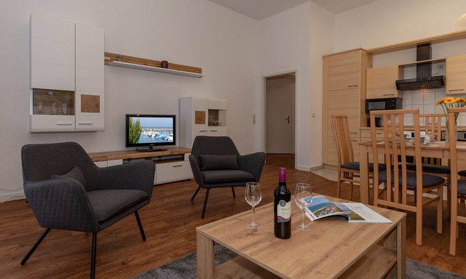 Ostseebad Kuhlungsborn Apartment | Haus Wenden apartment 5: quiet 3-room apartment close to the beach