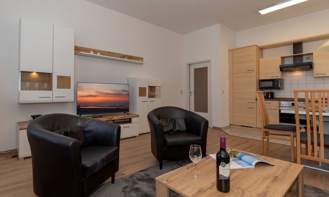Ostseebad Kuhlungsborn Apartment | Haus Wenden apartment 8: quiet 3-room apartment close to the beach