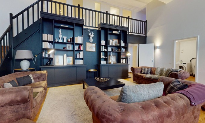 Old Town Apartment | haussmann duplex 5br 3bth city center 225m2