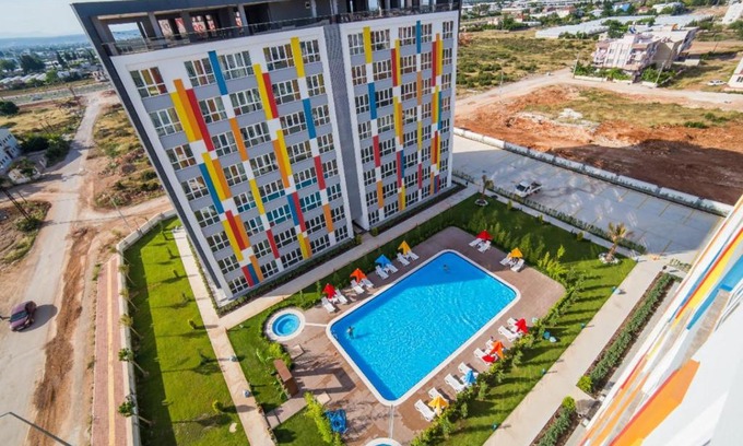 Kepez Apartment | Havalimanı'na Yakın Havuzlu Özel Güvenlikli Daire