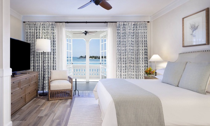 Historic Seaport Hotel | Havana Heights Two Bedroom Suite at The Pier House Resort & Spa