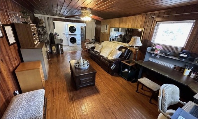 Englewood House | Have a Great Awesome Stay at Stylish Fully Upgrade 2BR 1 Bath Duplex House!