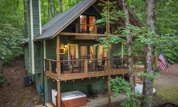 Sautee Nacoochee Cabin | Haven Haus: A Storybook Cabin in the Mountains