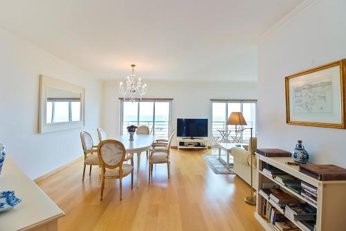 Parque das Nacoes Apartment | Haven in Lisbon - Exquisite Top Floor with 7 meters Balcony to the Largest Riverfront in Lisbon