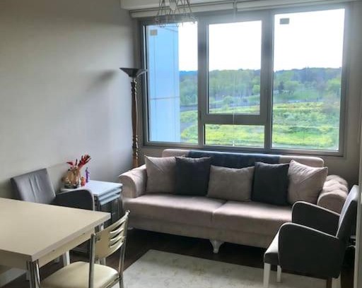 Zeytinburnu Apartment | Havuzlu, Kolay ulaşımlı,Konforlu site içi konut