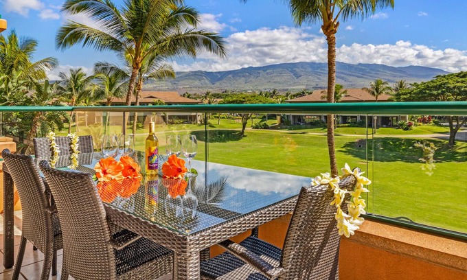 Honokowai Condo | Hawaii Life Vacations: Designer Chic Honua Kai Konea 206 2bd/1ba