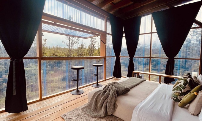 Fern Acres House | Hawaiian Treehouse, Peaceful Glamping Retreat