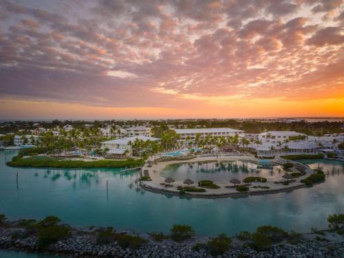 Marathon Resort | Hawks Cay Resort