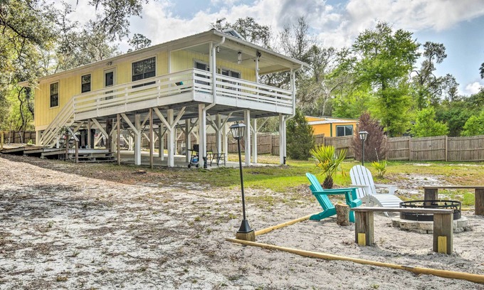 Edgar House | Hawthorne Hideaway w/Waterfront Fire Pit!