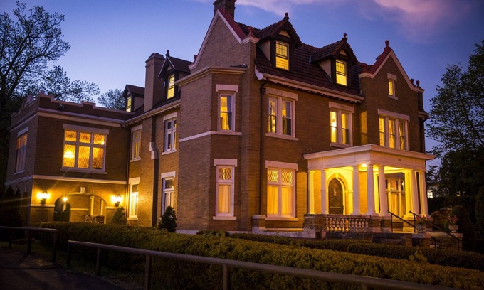 Warren Hotel | Hazeltine Boutique Hotel BnB