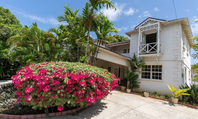 Mount Standfast House | Hazelwood, home away from home and close to the beach.