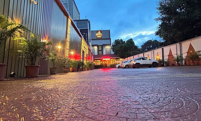 Deoghar Hotel | HB INTERNATIONAL (A unit of Hotel Rajkamal)