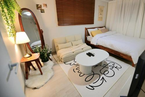 Sageun-dong Apartment | Healing & Romang house