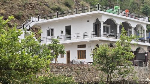 Kharsali House | Heart Heaven Home Stay