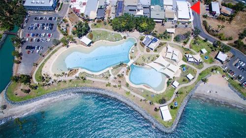 Airlie Beach Apartment | Heart of Airlie Beach Apartment
