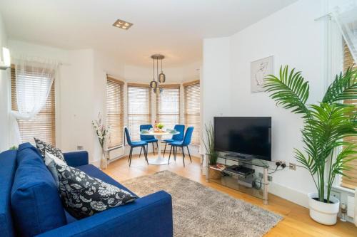 Soho Apartment | Heart of London's West End/Pro Host