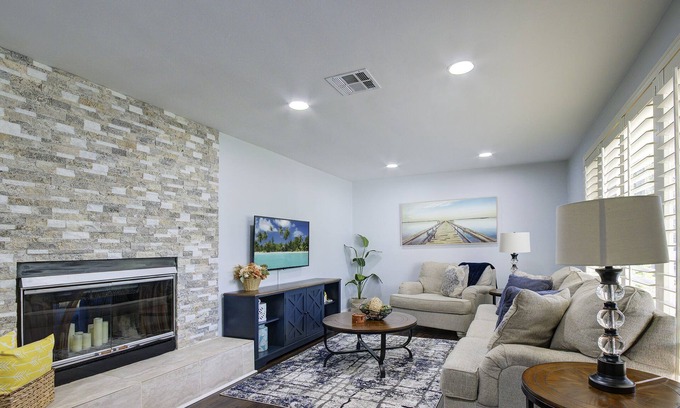 North Palm Beach House | Heart of NPB: Your Perfect Home Away from Home!