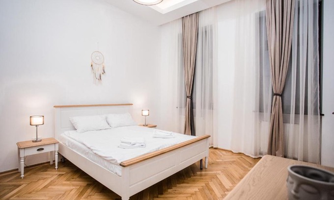 Brasov City Centre Apartment | Heart of the city