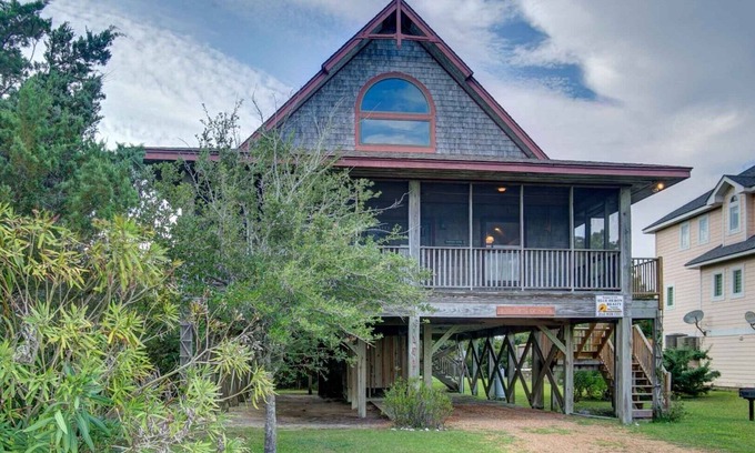 Ocracoke House | Heart's Desire is a perfect spot for your next Ocracoke family vacation.