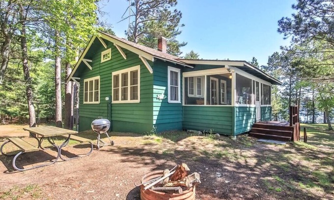 Minocqua House | Hearthwood Beach House - On Lake Tomahawk