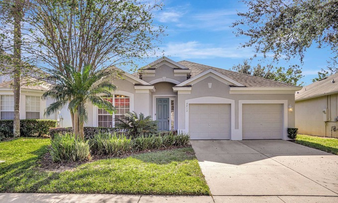 Windsor Hills House | Heatable pool & hot-tub, TV in all bedrooms, free Wi-Fi, pond view in back