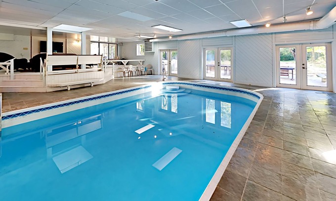 Glenn Haven Shores House | Heated Indoor Pool, Fast Wifi, 5 Acres of Fenced Privacy