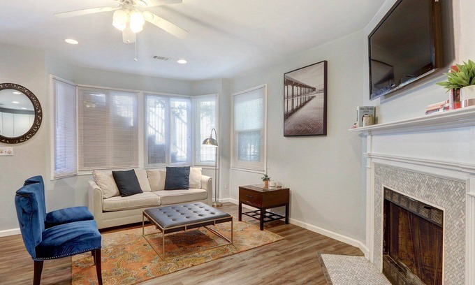 Historic Downtown Savannah House | Heated Pool Access, 2 blocks from Forsyth Park!